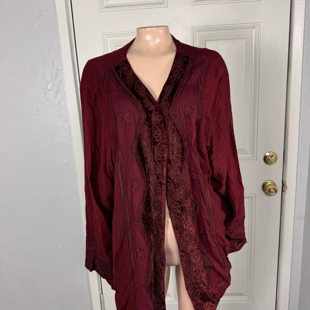NEW Holy Clothing Women's Shirt 3X Boo Plus Size Embroidered Cardigan Rayon QQ6 - Picture 2 of 8